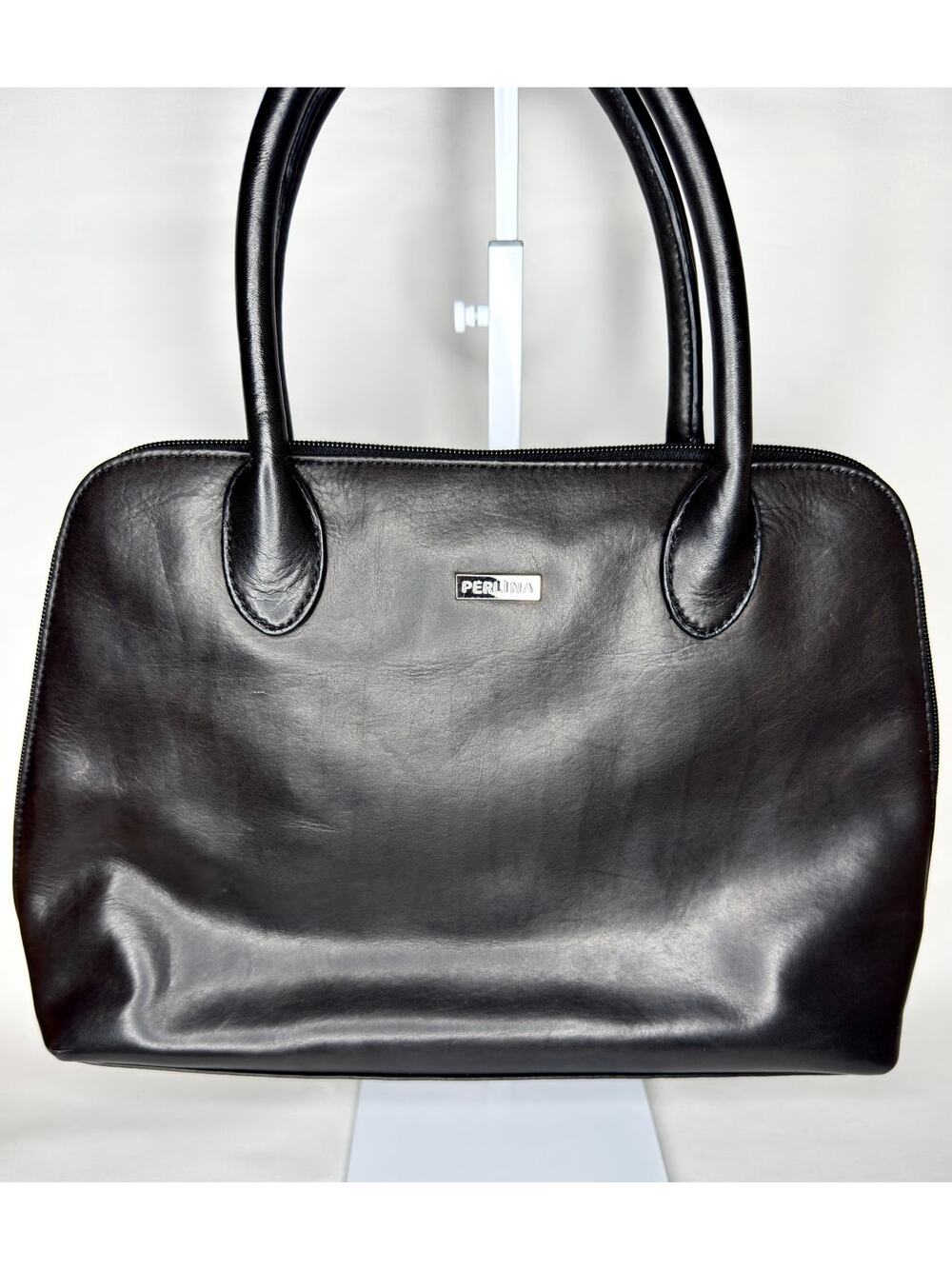 Perlina Black Leather Shoulder Bag